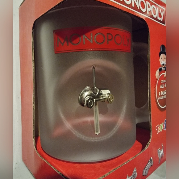 🆕️ Hasbro Gaming Monopoly Toys R Us Car Token Frosted Mug - Picture 2 of 4
